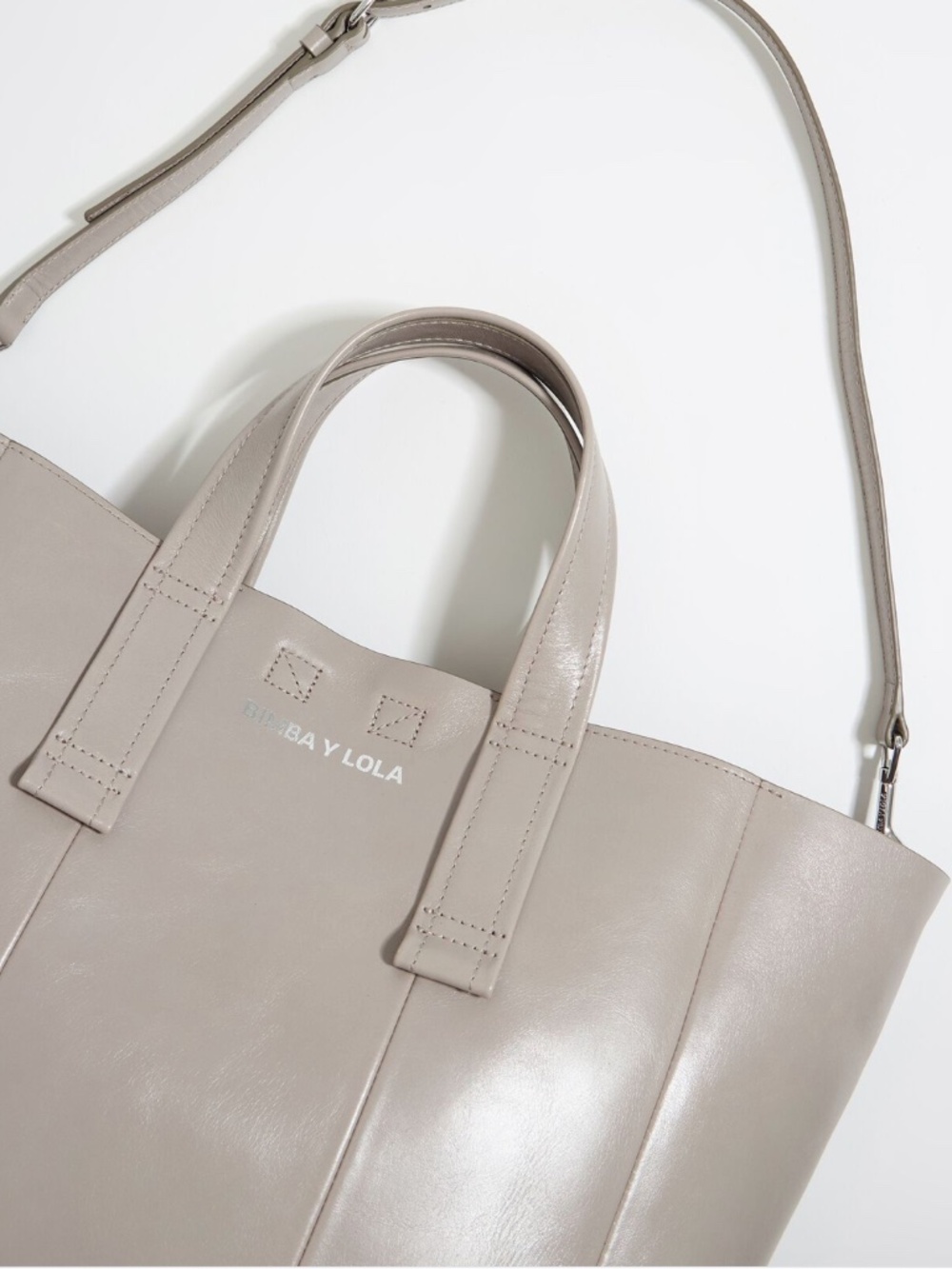 • Bimba y Lola SHOPPER BAG